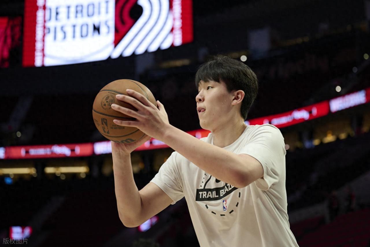 云鼎娱乐官方网站-开拓者VS勇士，杨瀚森NBA再战库里格林有望登场，目标8+4+2