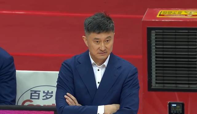 云鼎娱乐app下载-上海险阴沟翻船，广东重回前4，广厦稳住第2，山东下滑，辽宁憋屈